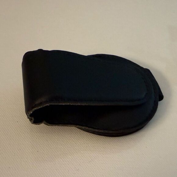 Mercedes Sunglass Holder for Car with Logo Black Leather NWT - Picture 8 of 11